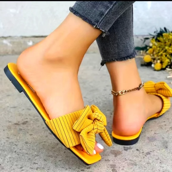 Pretty Sandals 🩴 - Picture 4 of 4